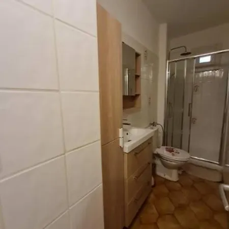 Charming Authentic In Location * Sete