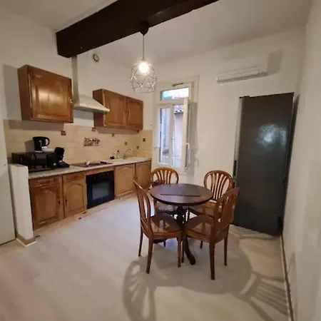 Apartment Charming Authentic In Location *