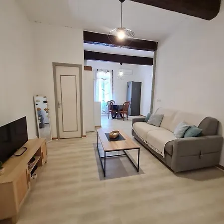Charming Authentic In Location *