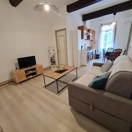 Apartment Charming Authentic In Location